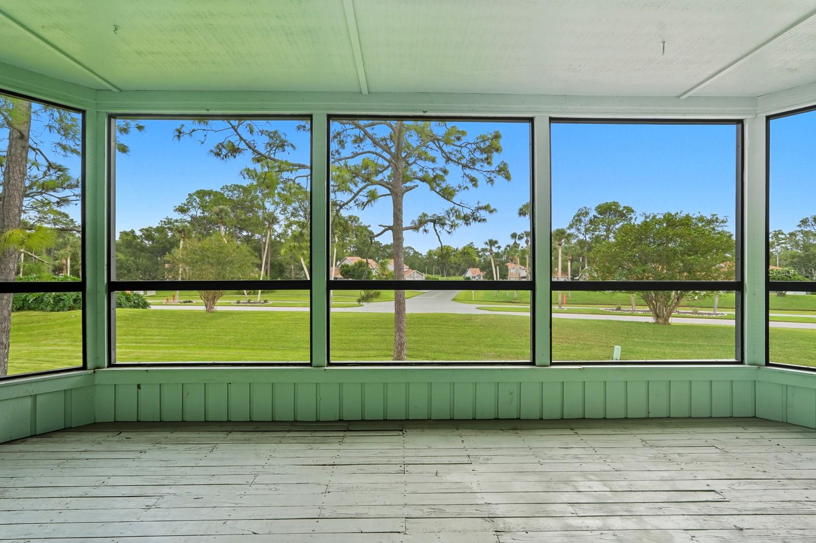Image 40 of 51 For 132 Golden Eye Drive C