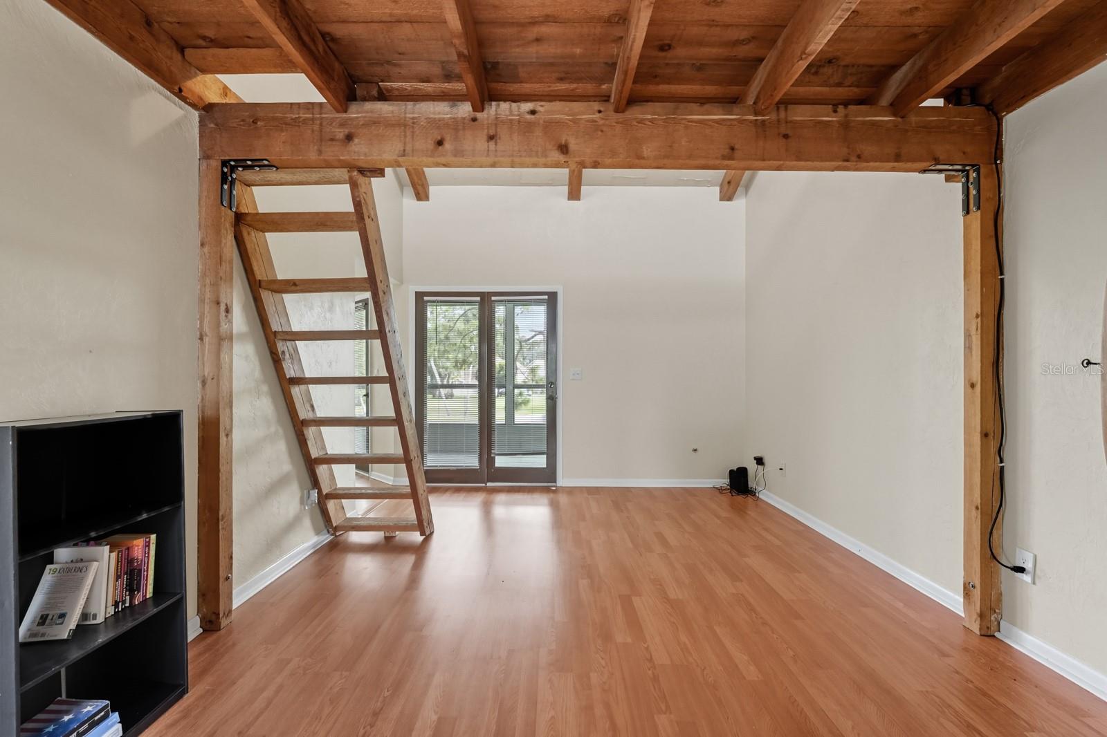 Image 7 of 51 For 132 Golden Eye Drive C