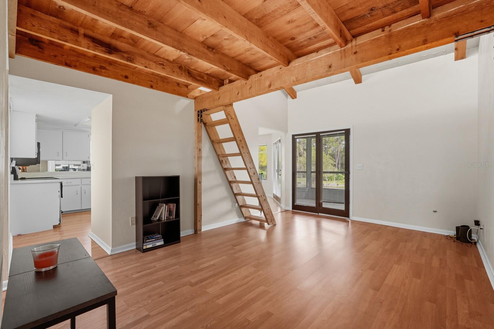 Image 8 of 51 For 132 Golden Eye Drive C