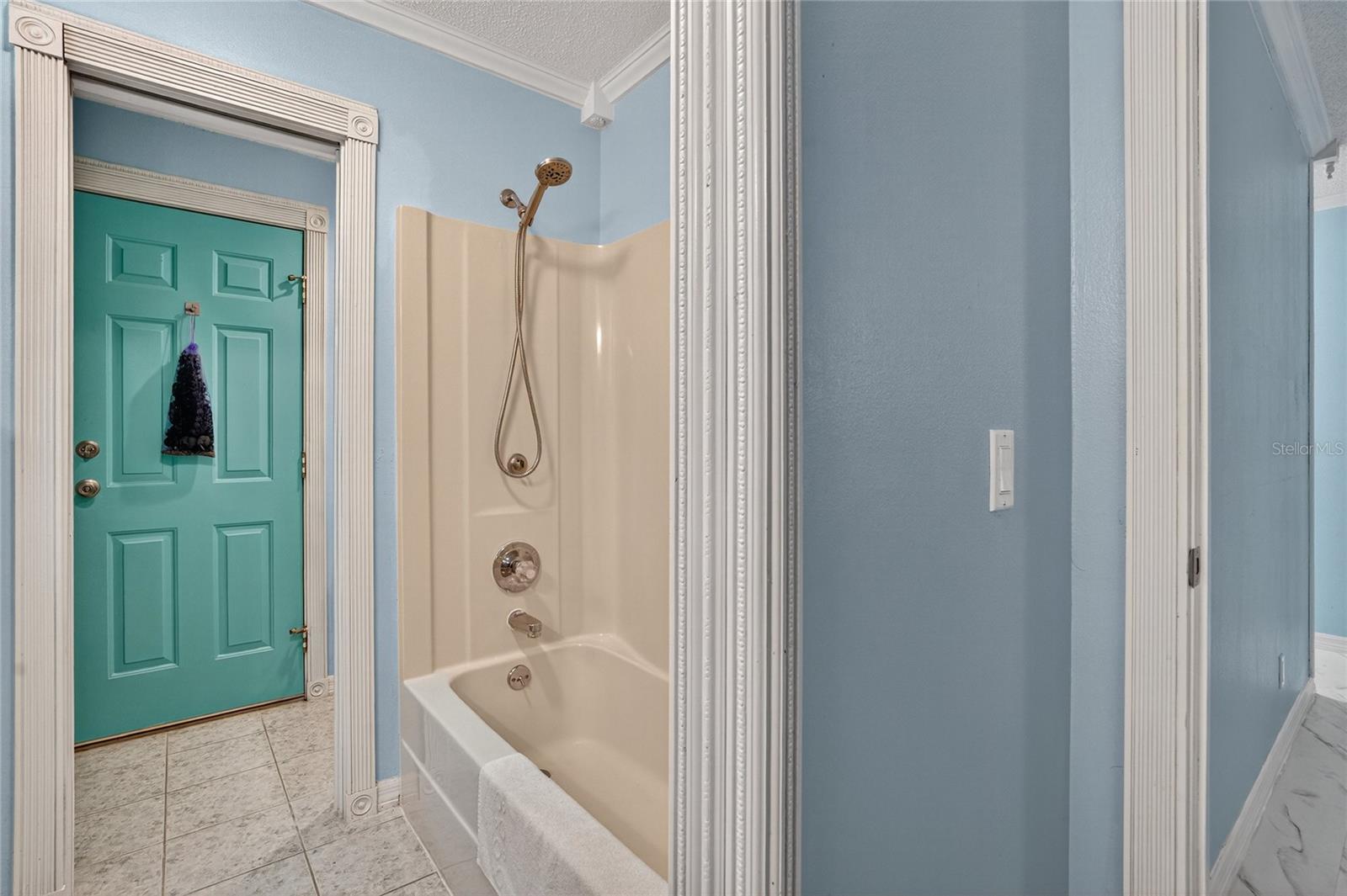 Image 12 of 36 For 11595 134 Court