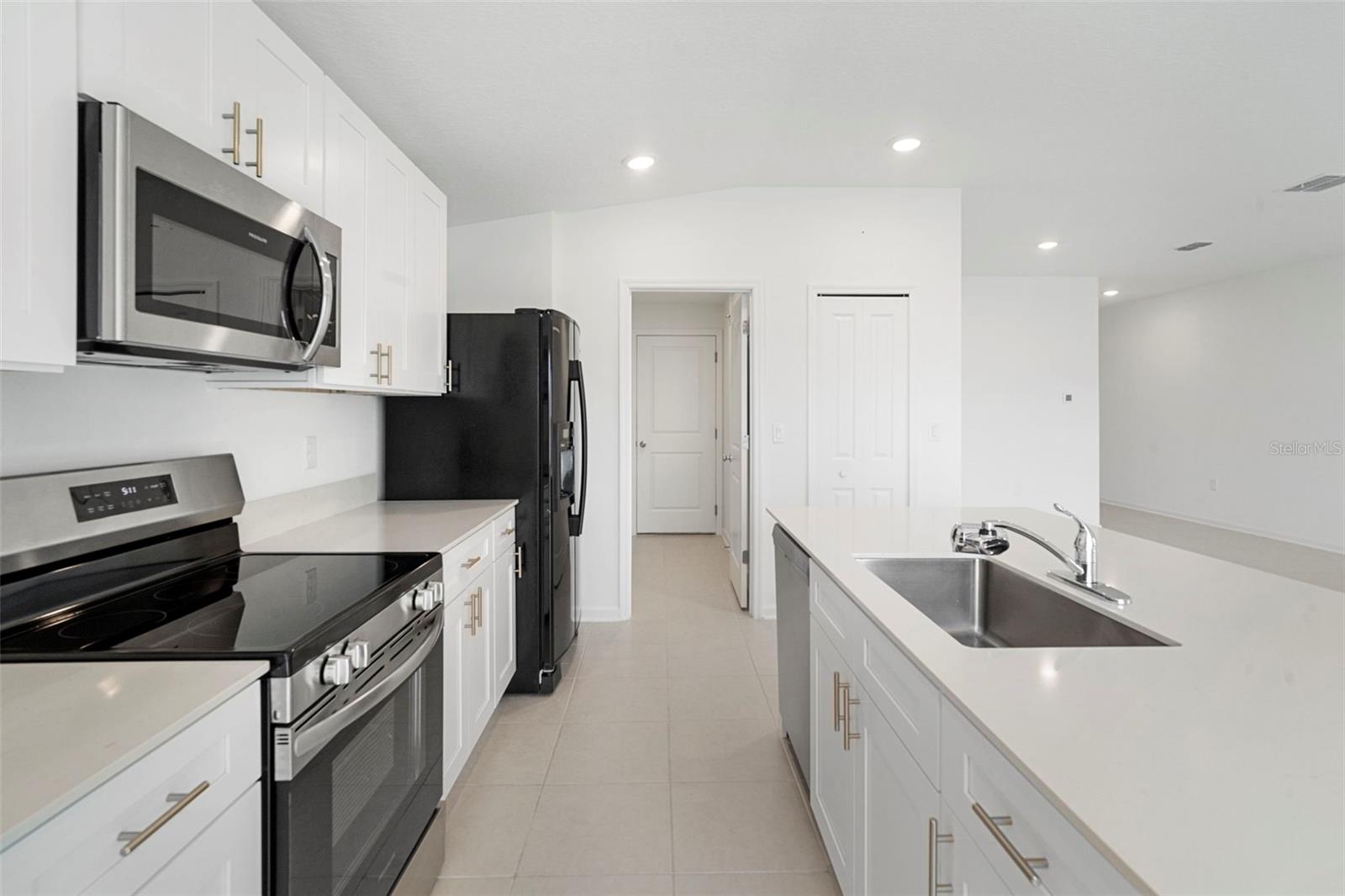 Image 9 of 26 For 1278 Belle Isle Lane