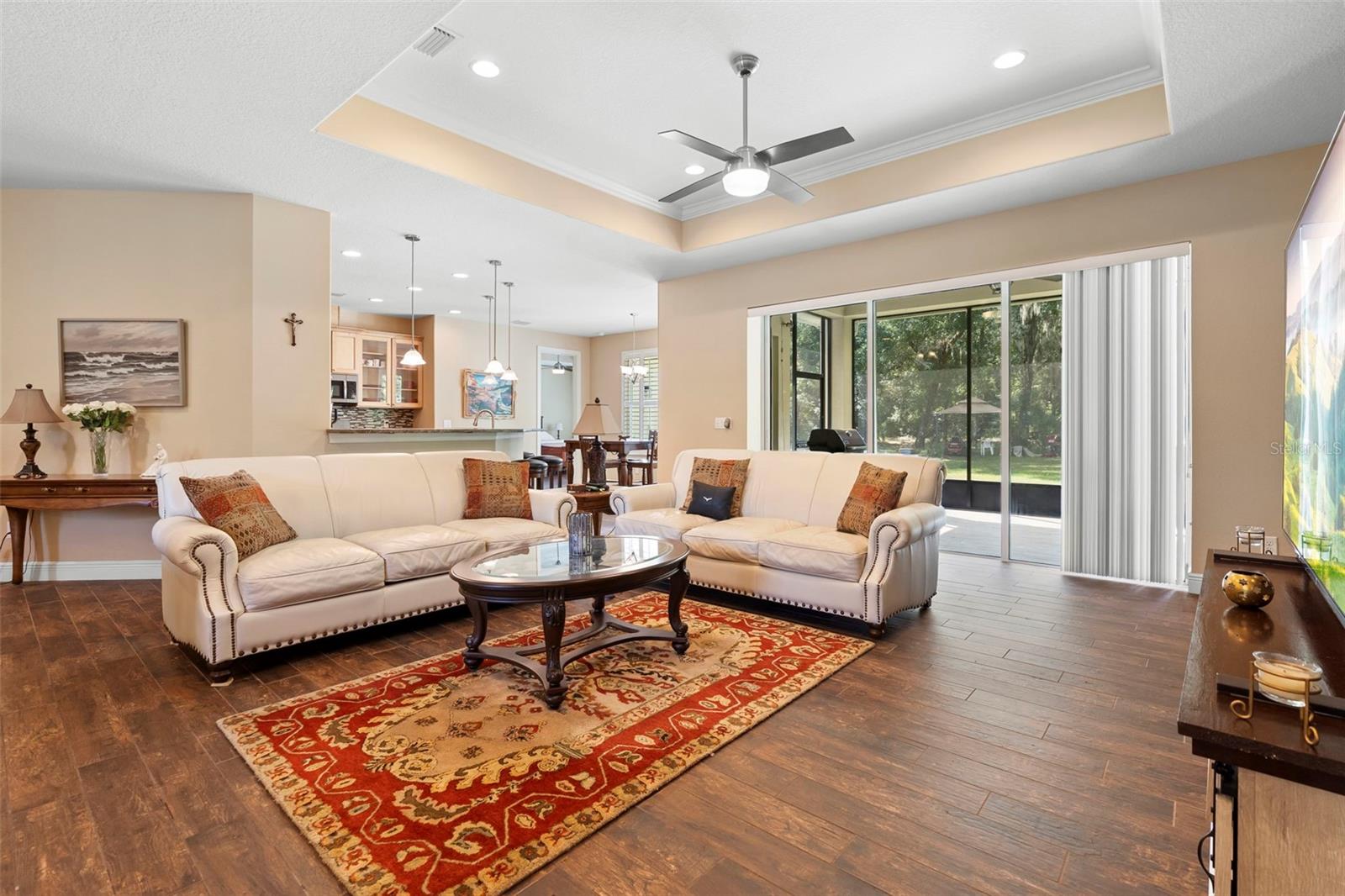 Image 15 of 69 For 1806 Glenwood Oaks Lane