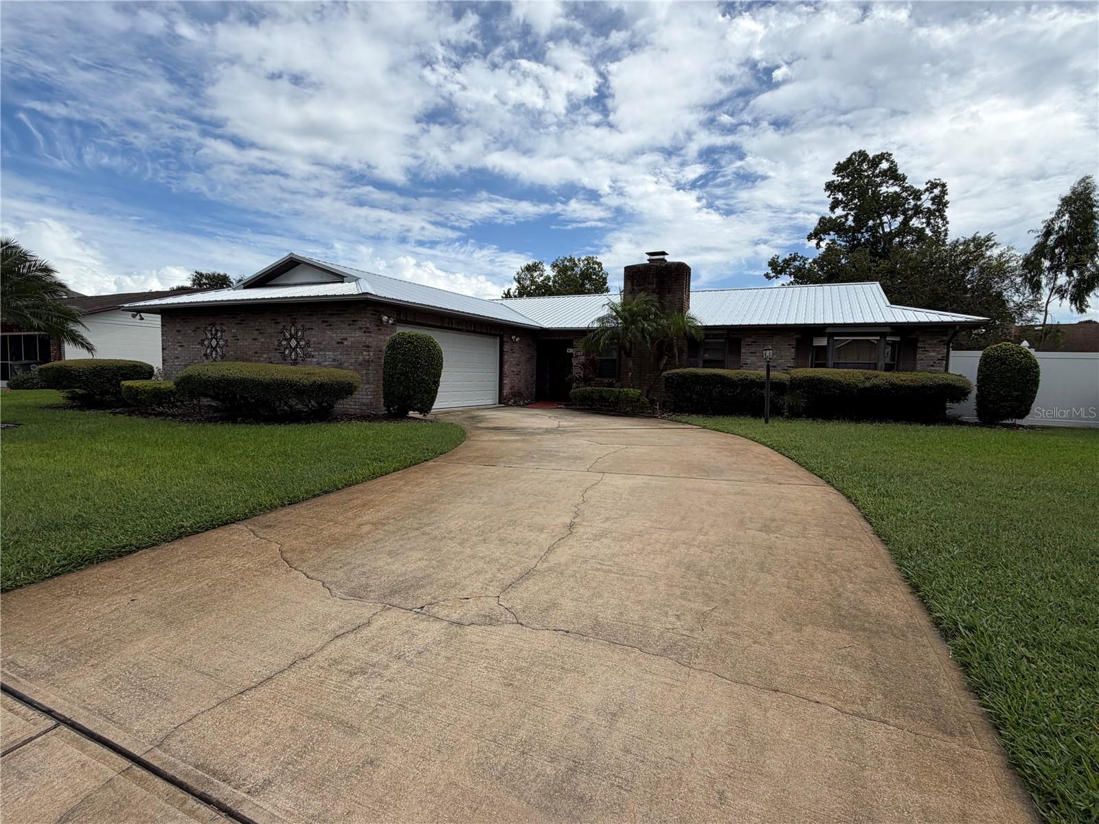 Image 4 of 34 For 107 Westwood Drive
