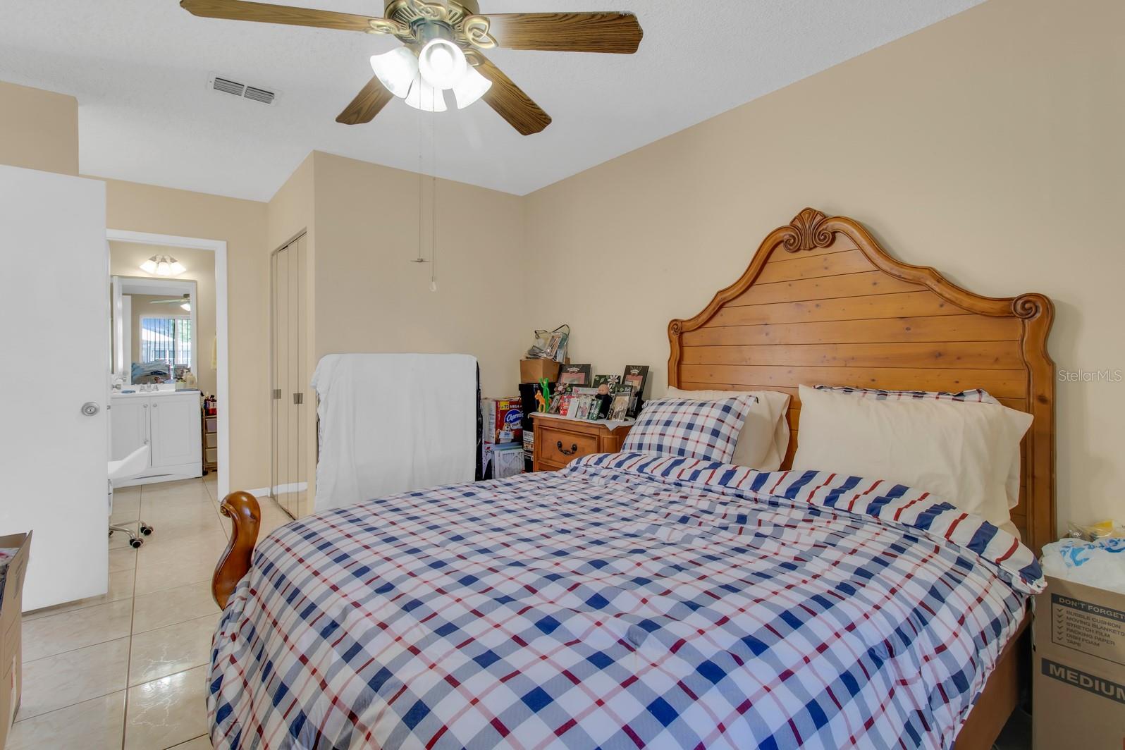 Image 11 of 31 For 5617 Blue Shadows Court  66-4