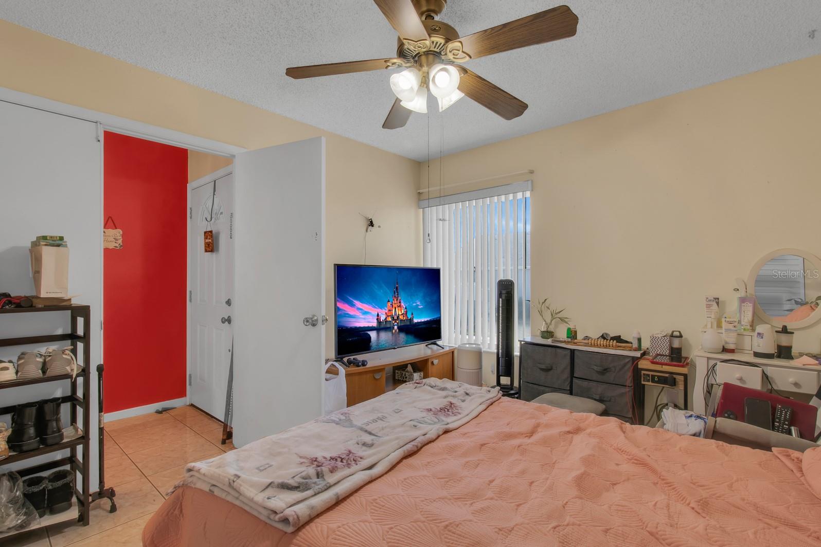 Image 17 of 31 For 5617 Blue Shadows Court  66-4