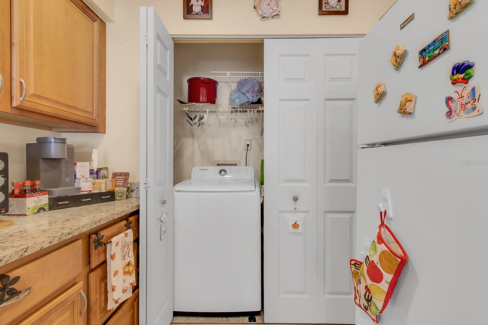 Image 23 of 31 For 5617 Blue Shadows Court  66-4