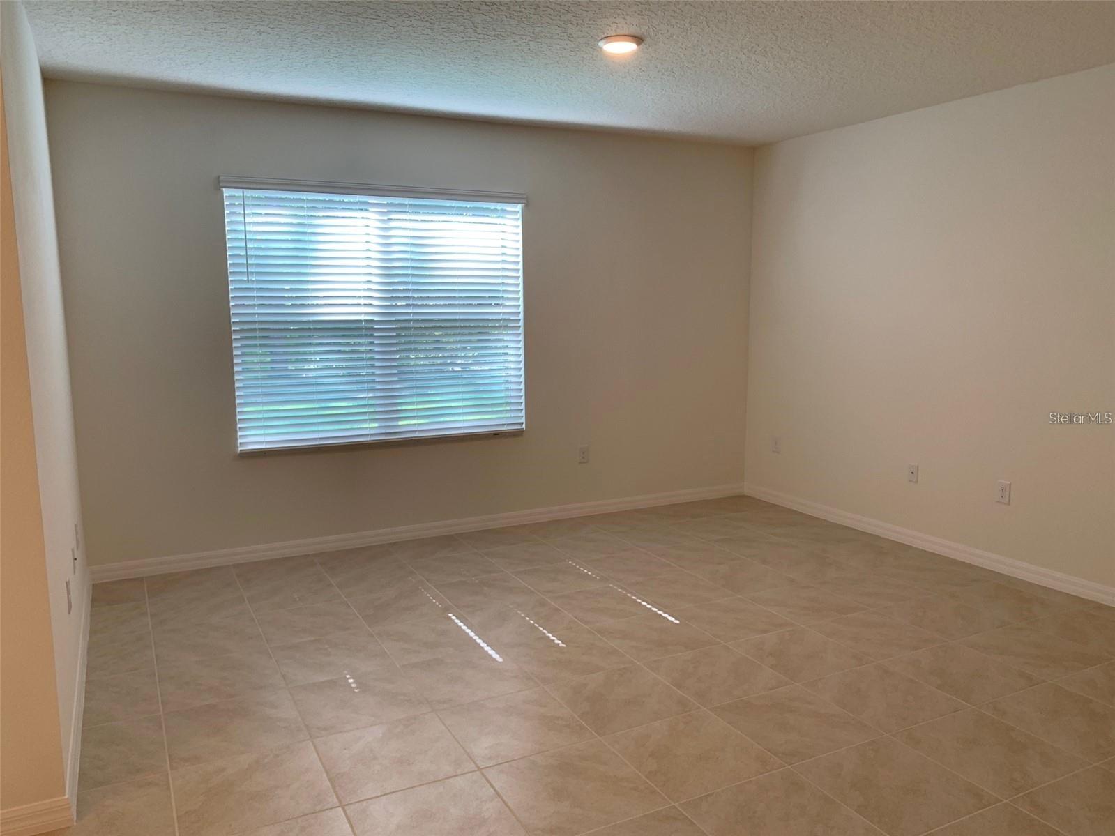 Image 9 of 31 For 361 Nowell Loop