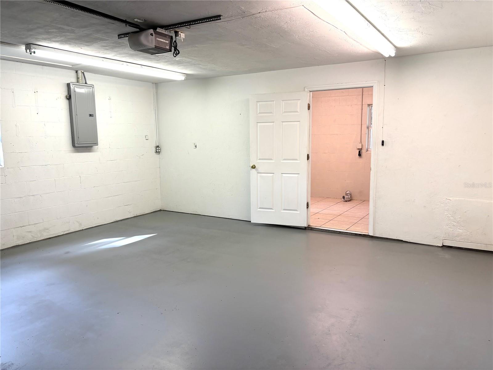 Image 26 of 35 For 404 Blue Lake Avenue