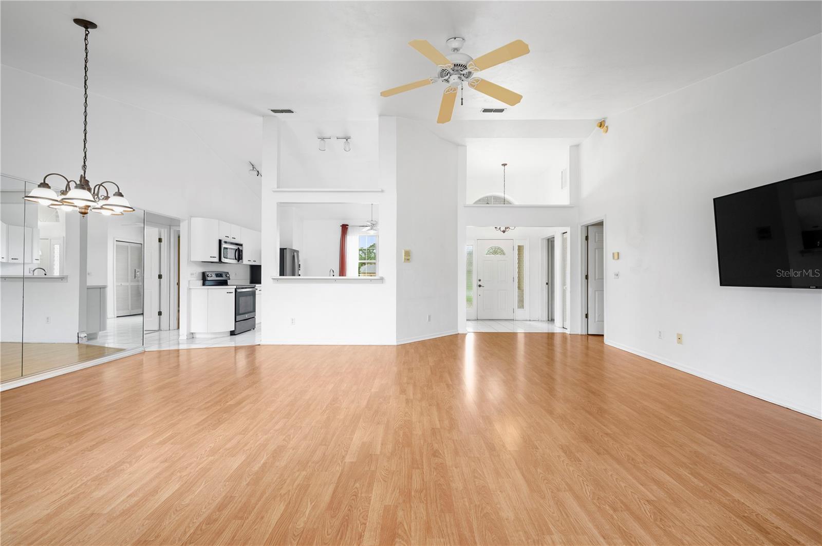 Image 12 of 43 For 6182 Knotty Pine Court