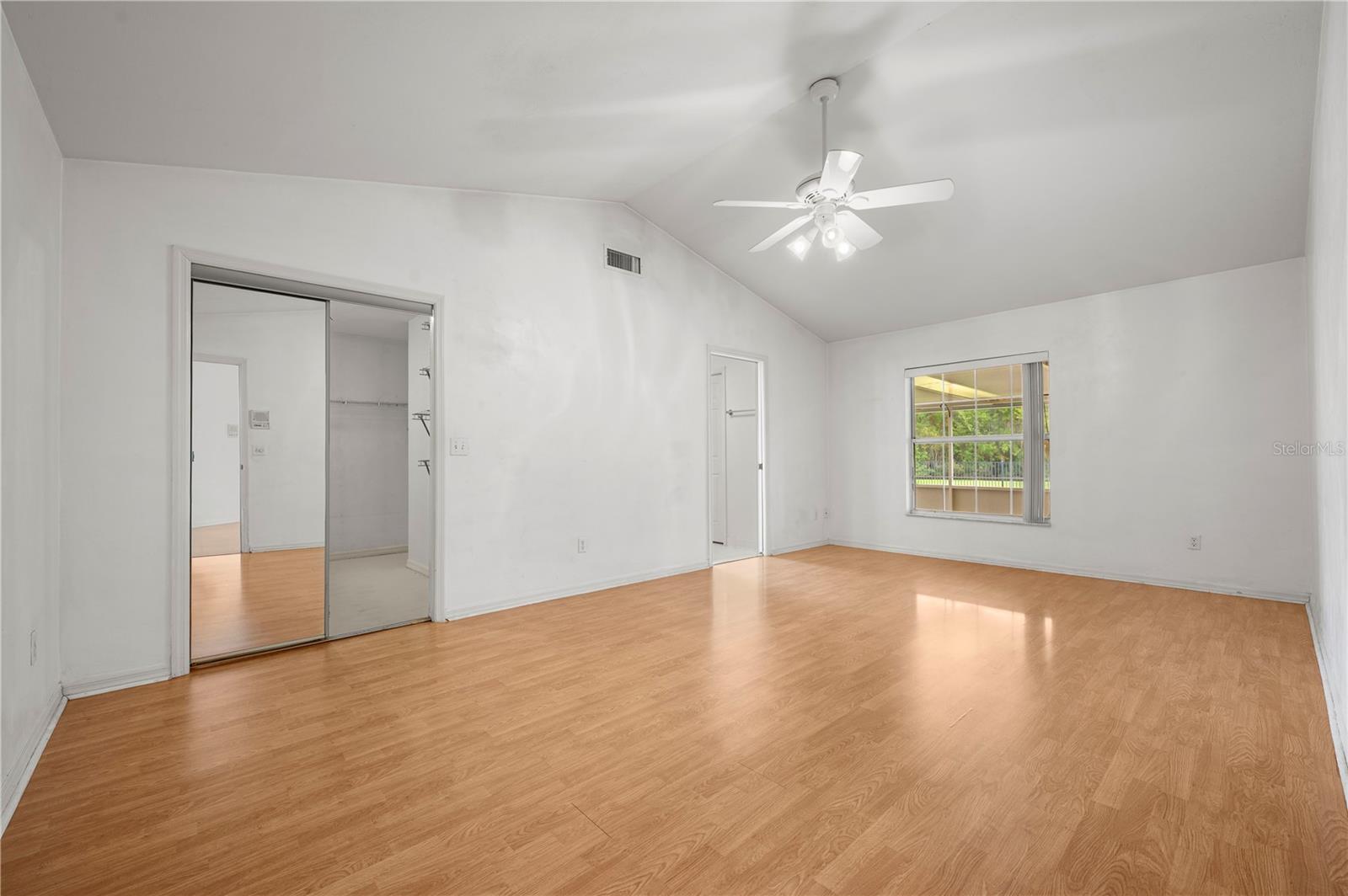 Image 22 of 43 For 6182 Knotty Pine Court