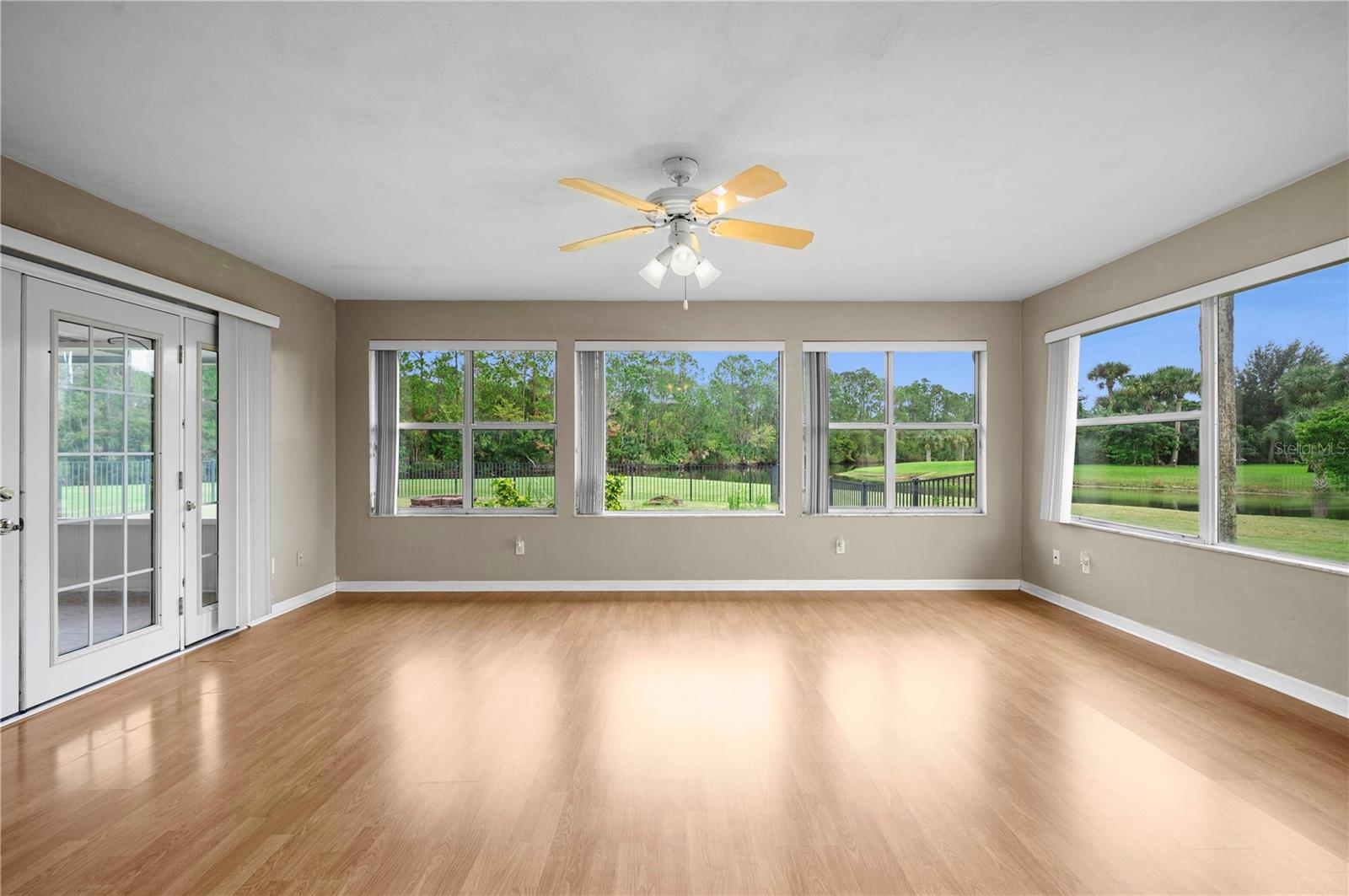 Image 39 of 43 For 6182 Knotty Pine Court