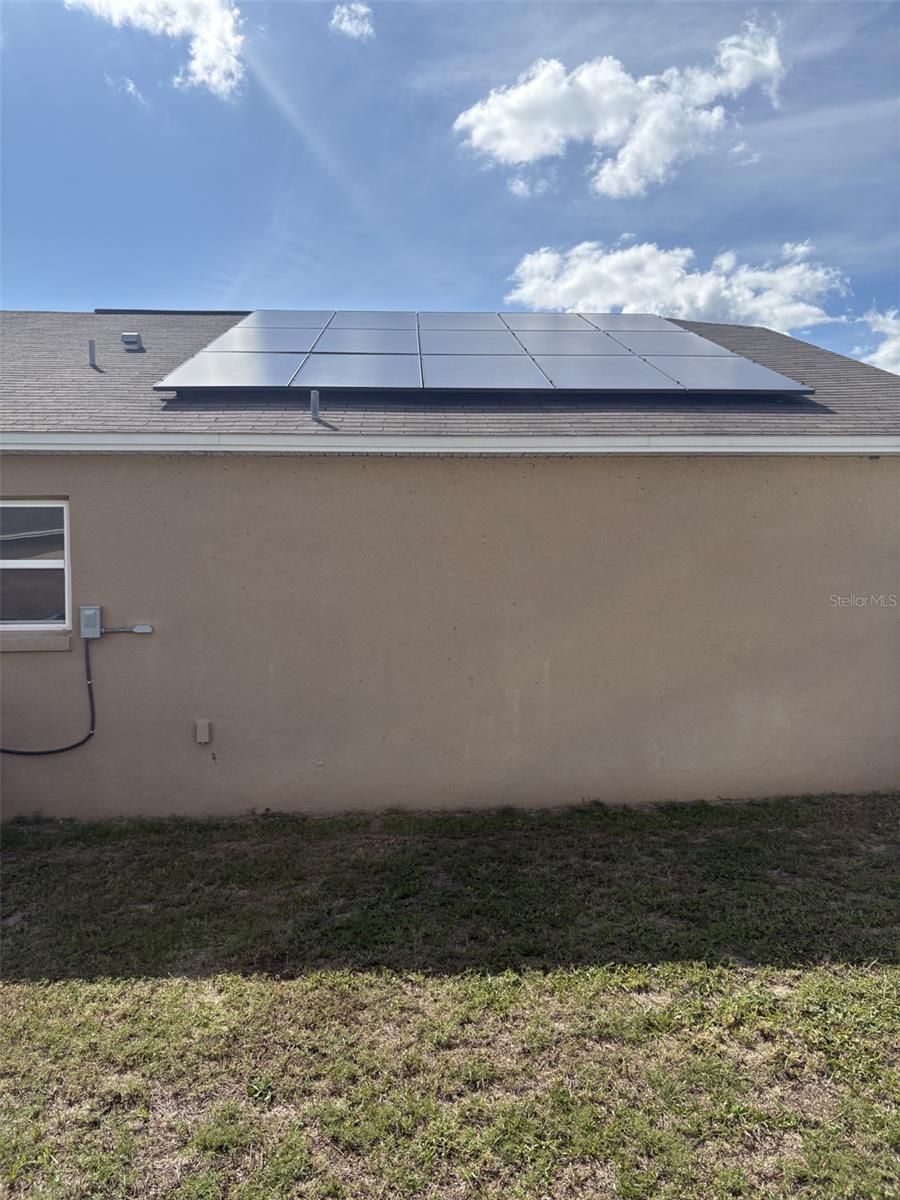 Image 2 of 7 For 299 Chicago Avenue W