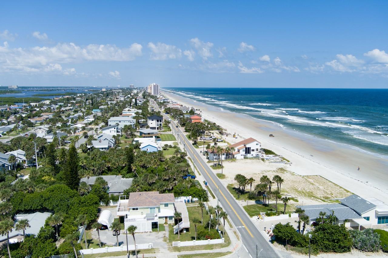 Image 6 of 6 For 4207 Atlantic Avenue