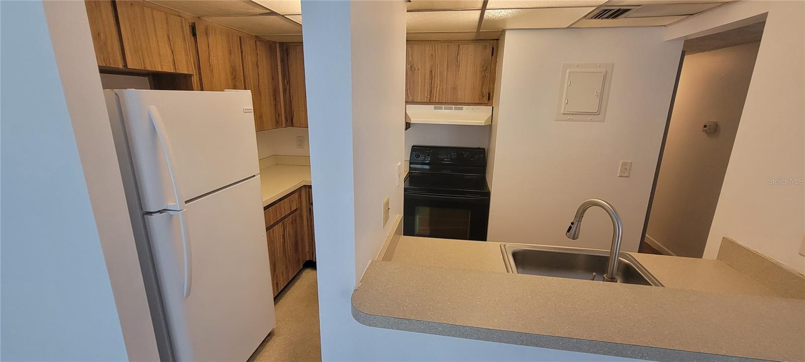 Image 13 of 16 For 140 Orchid Woods Court 17c