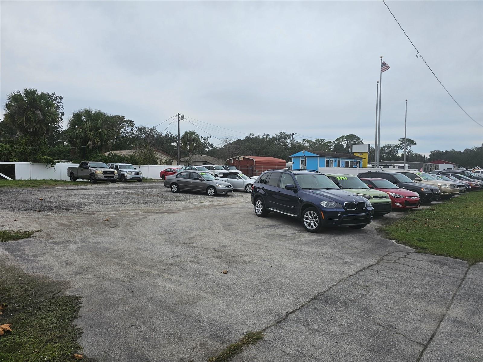 Image 9 of 14 For 5840 Ridgewood Avenue