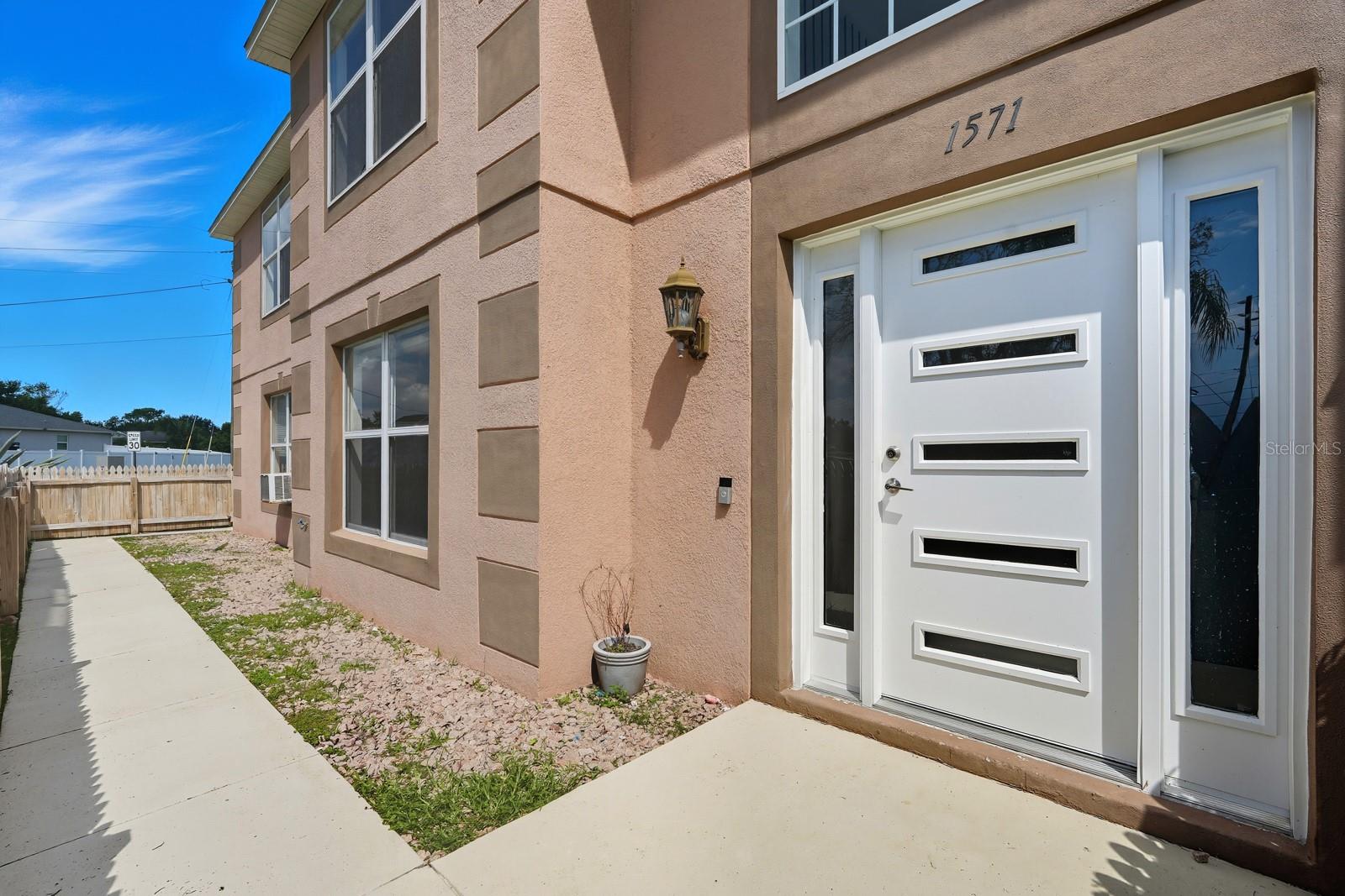 Image 13 of 74 For 1571 Timbercrest Drive