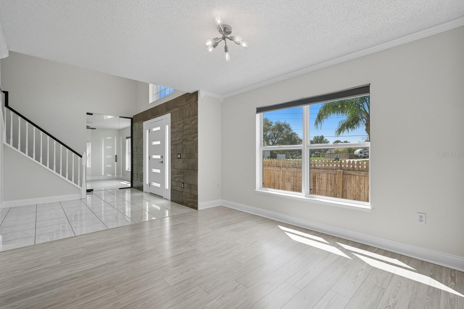 Image 16 of 74 For 1571 Timbercrest Drive