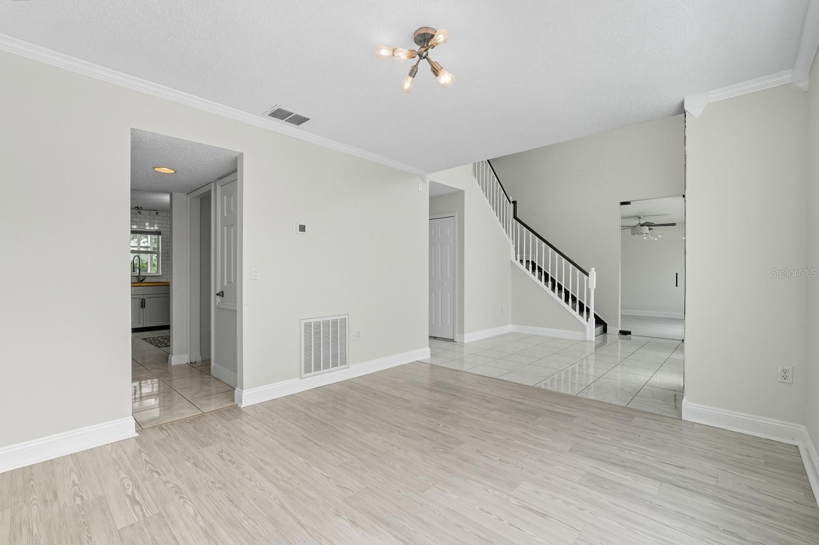 Image 17 of 74 For 1571 Timbercrest Drive