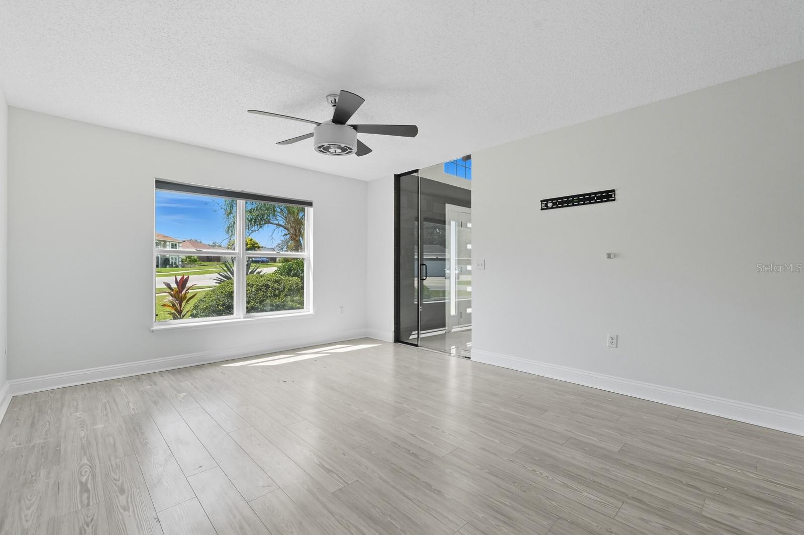 Image 19 of 74 For 1571 Timbercrest Drive