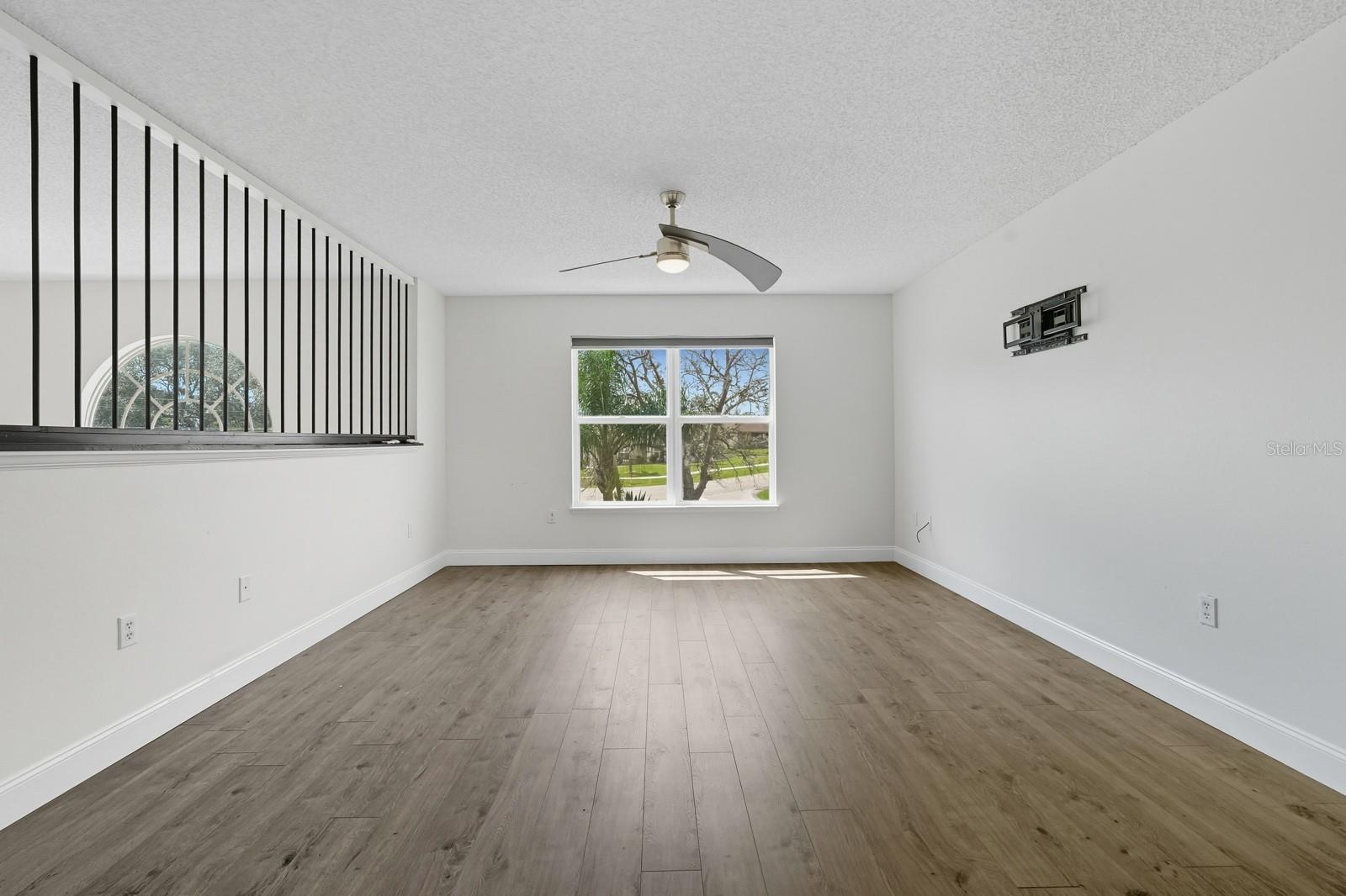 Image 28 of 74 For 1571 Timbercrest Drive