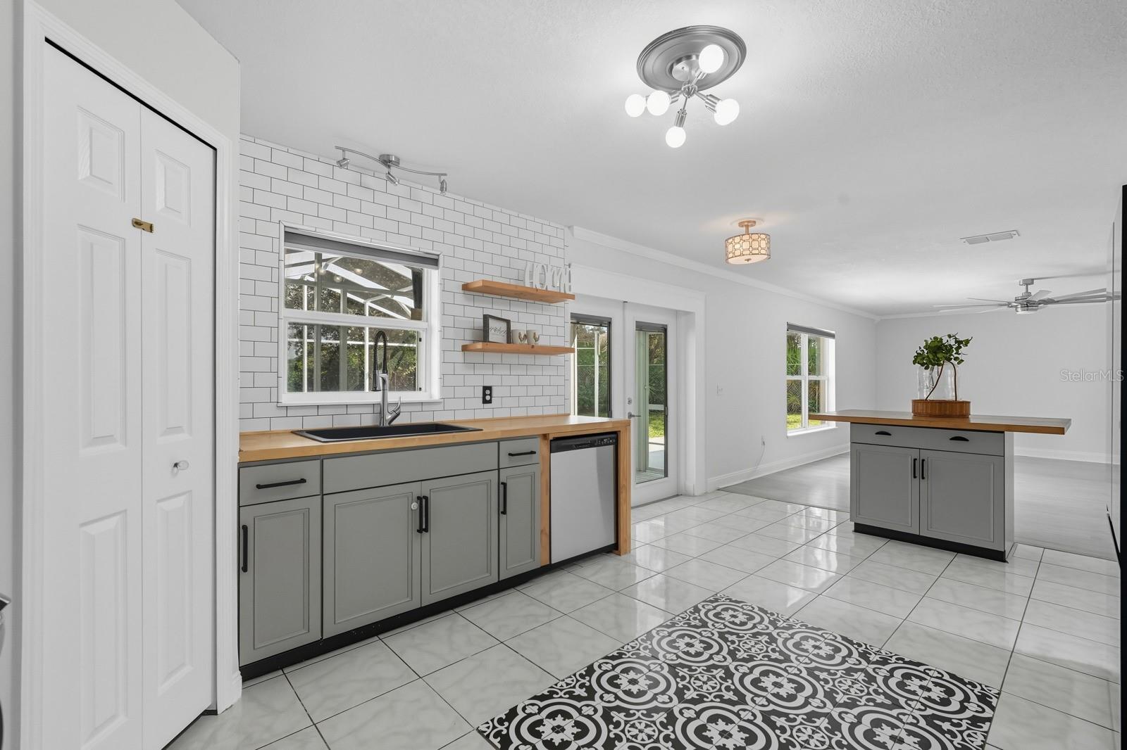 Image 34 of 74 For 1571 Timbercrest Drive