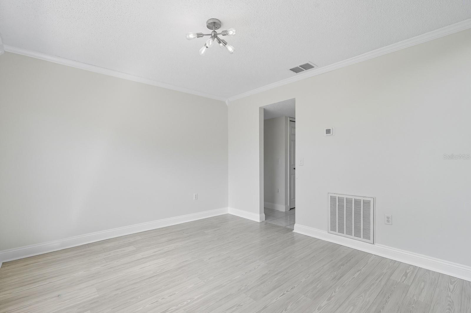 Image 38 of 74 For 1571 Timbercrest Drive