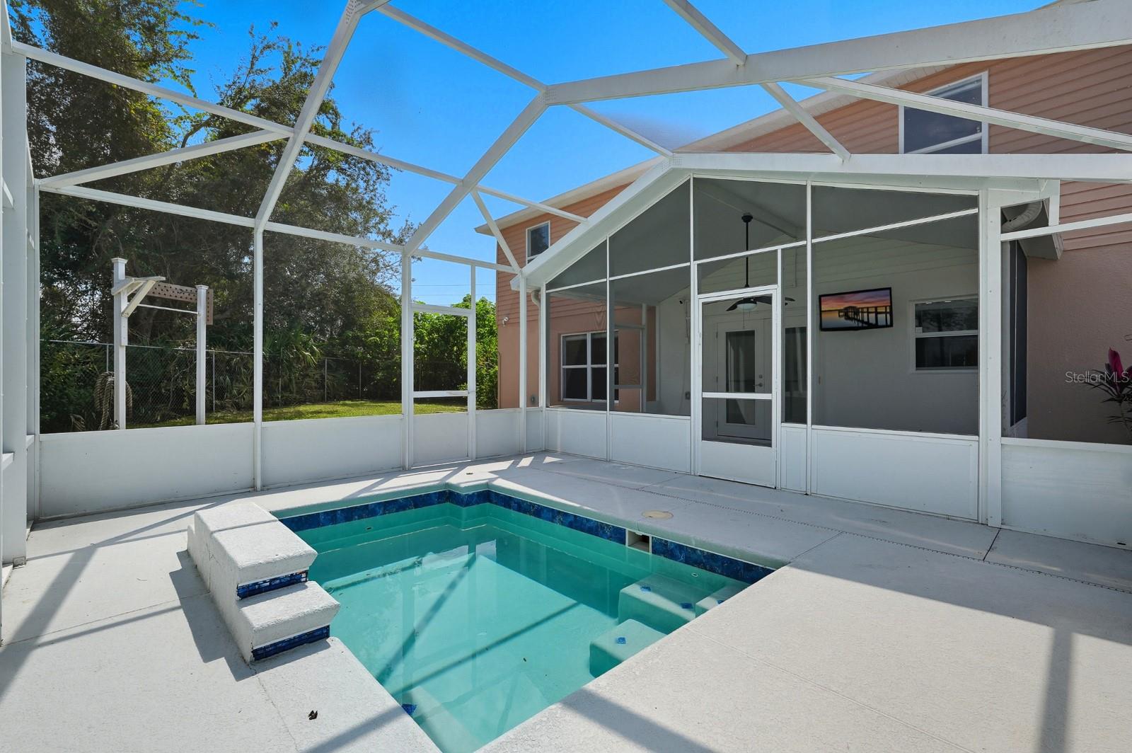 Image 65 of 74 For 1571 Timbercrest Drive