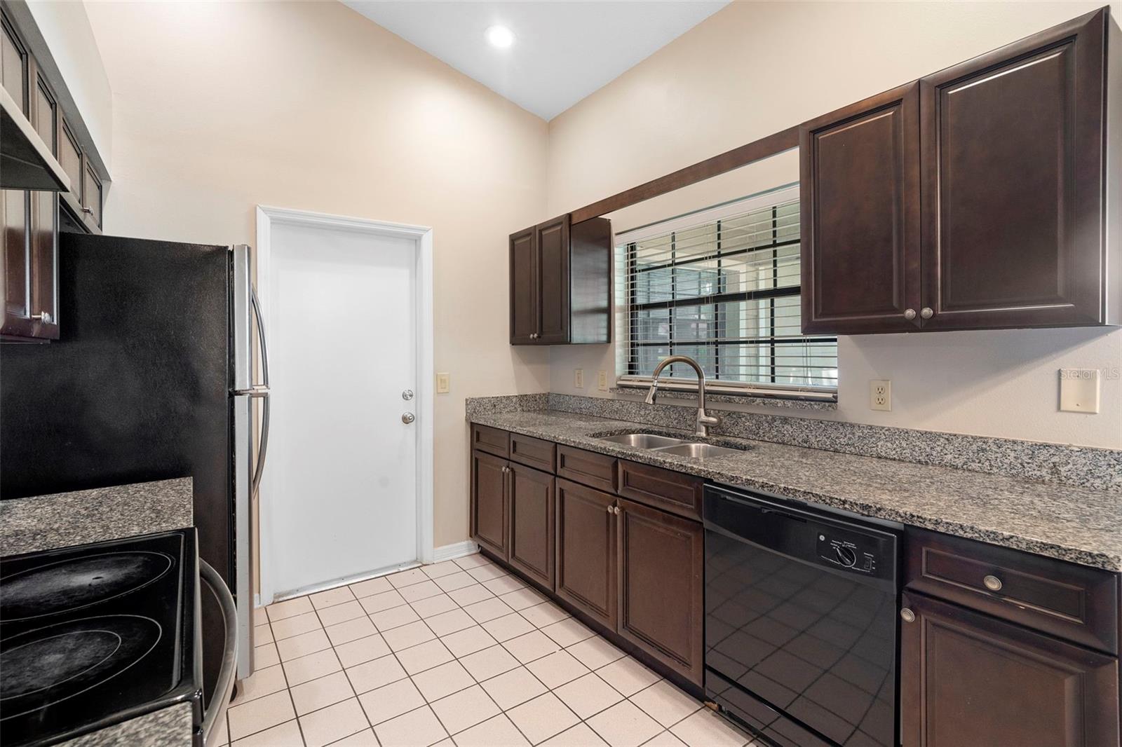 Image 12 of 51 For 1606 Red Clover Court