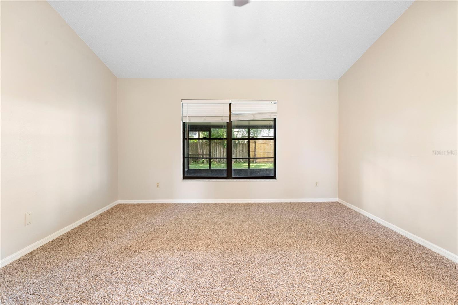 Image 18 of 51 For 1606 Red Clover Court