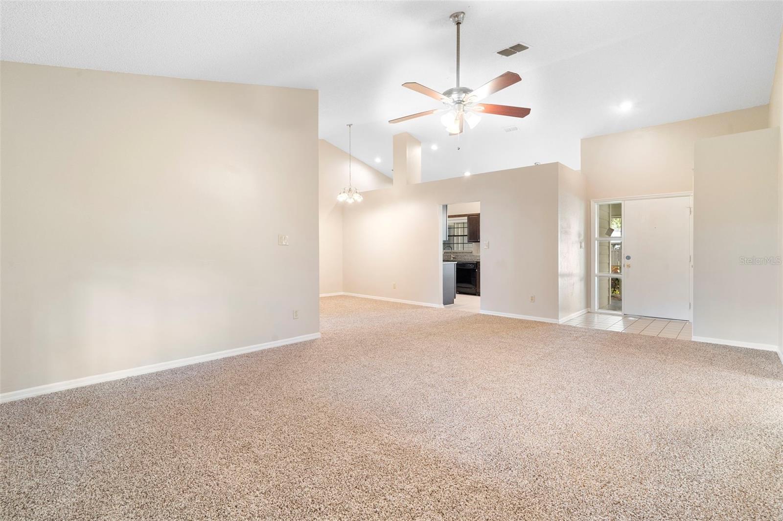 Image 19 of 51 For 1606 Red Clover Court