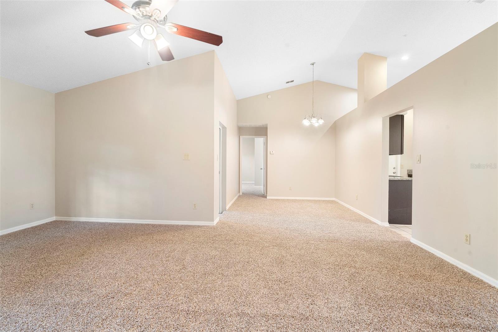Image 20 of 51 For 1606 Red Clover Court