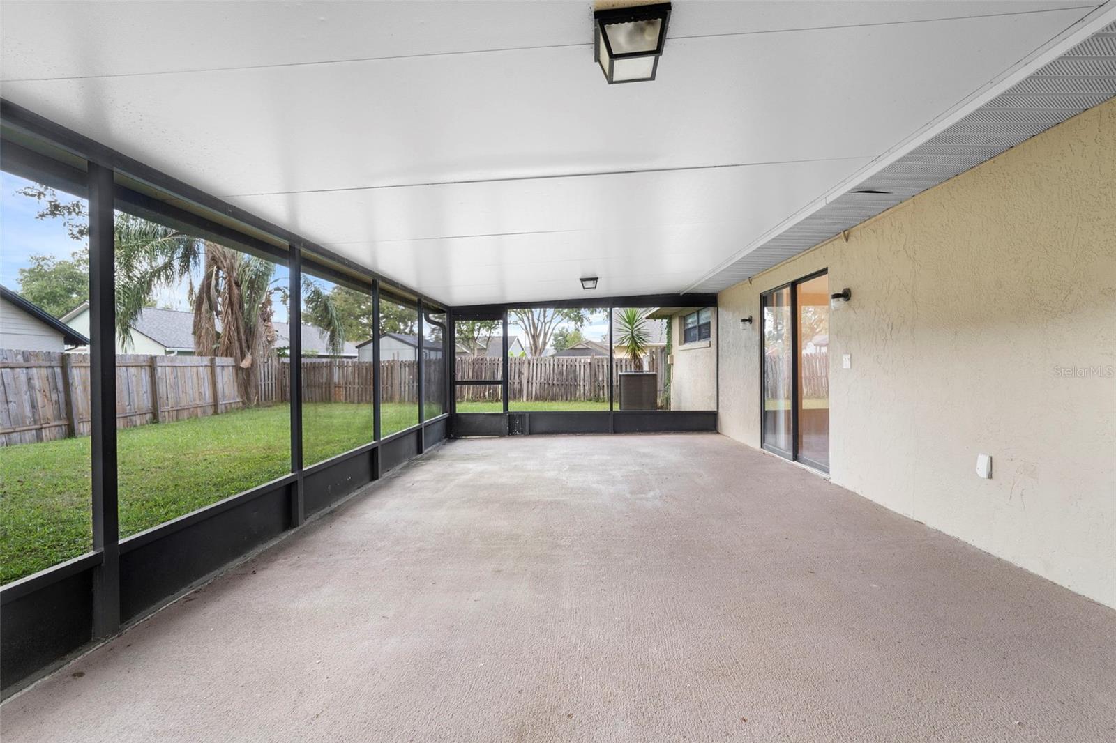Image 39 of 51 For 1606 Red Clover Court