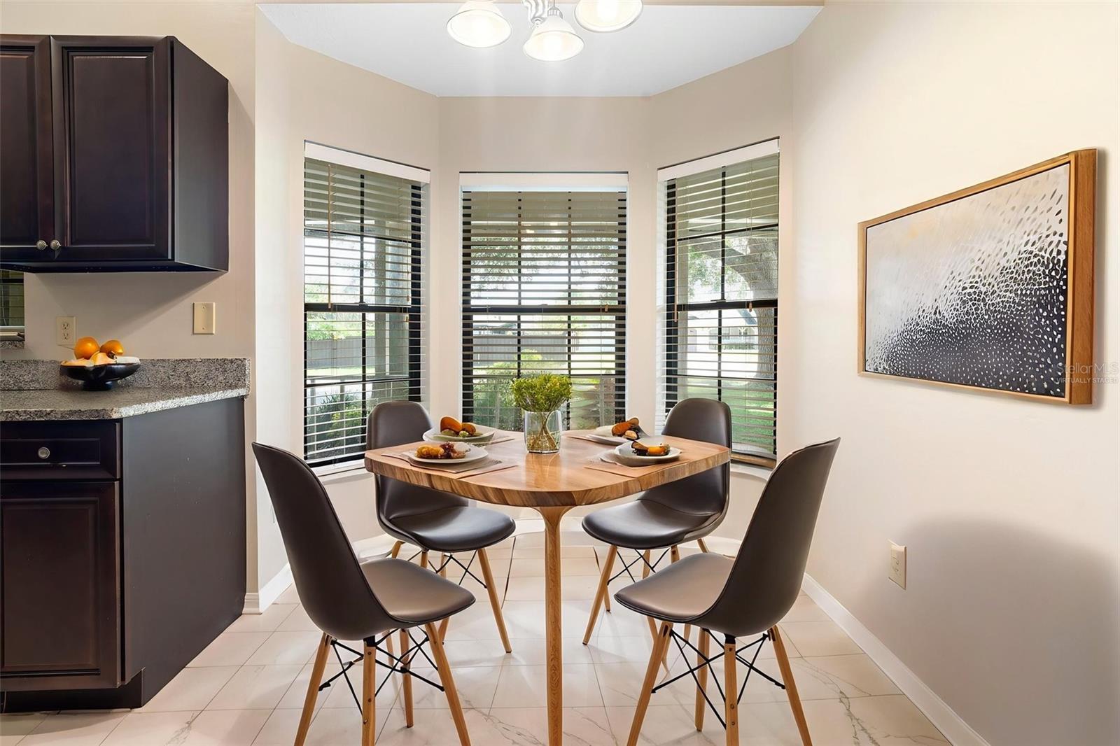 Image 5 of 51 For 1606 Red Clover Court