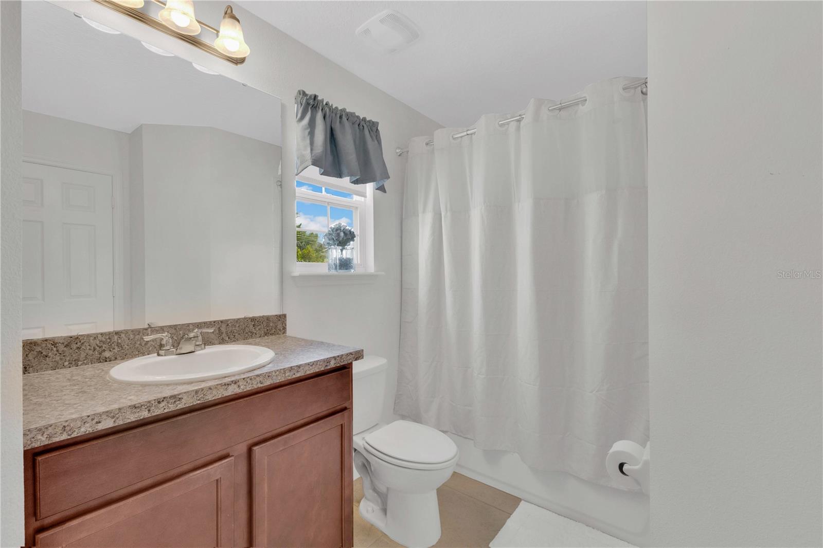 Image 16 of 38 For 2770 Monticello Way