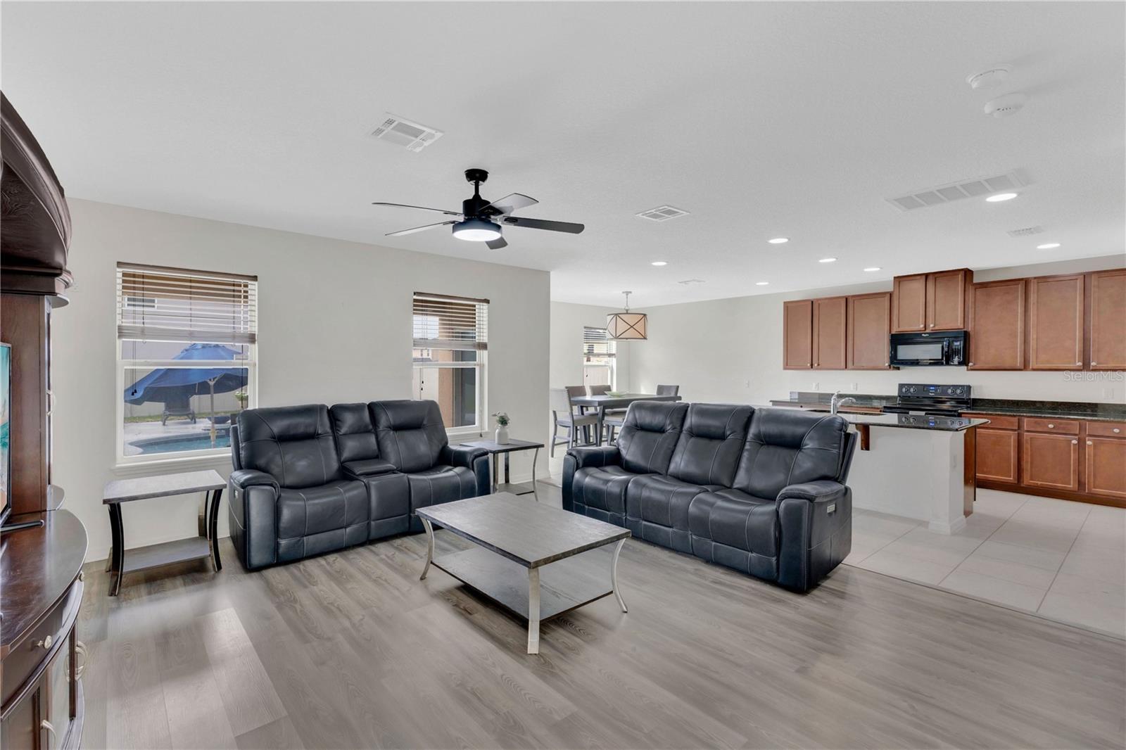 Image 4 of 38 For 2770 Monticello Way