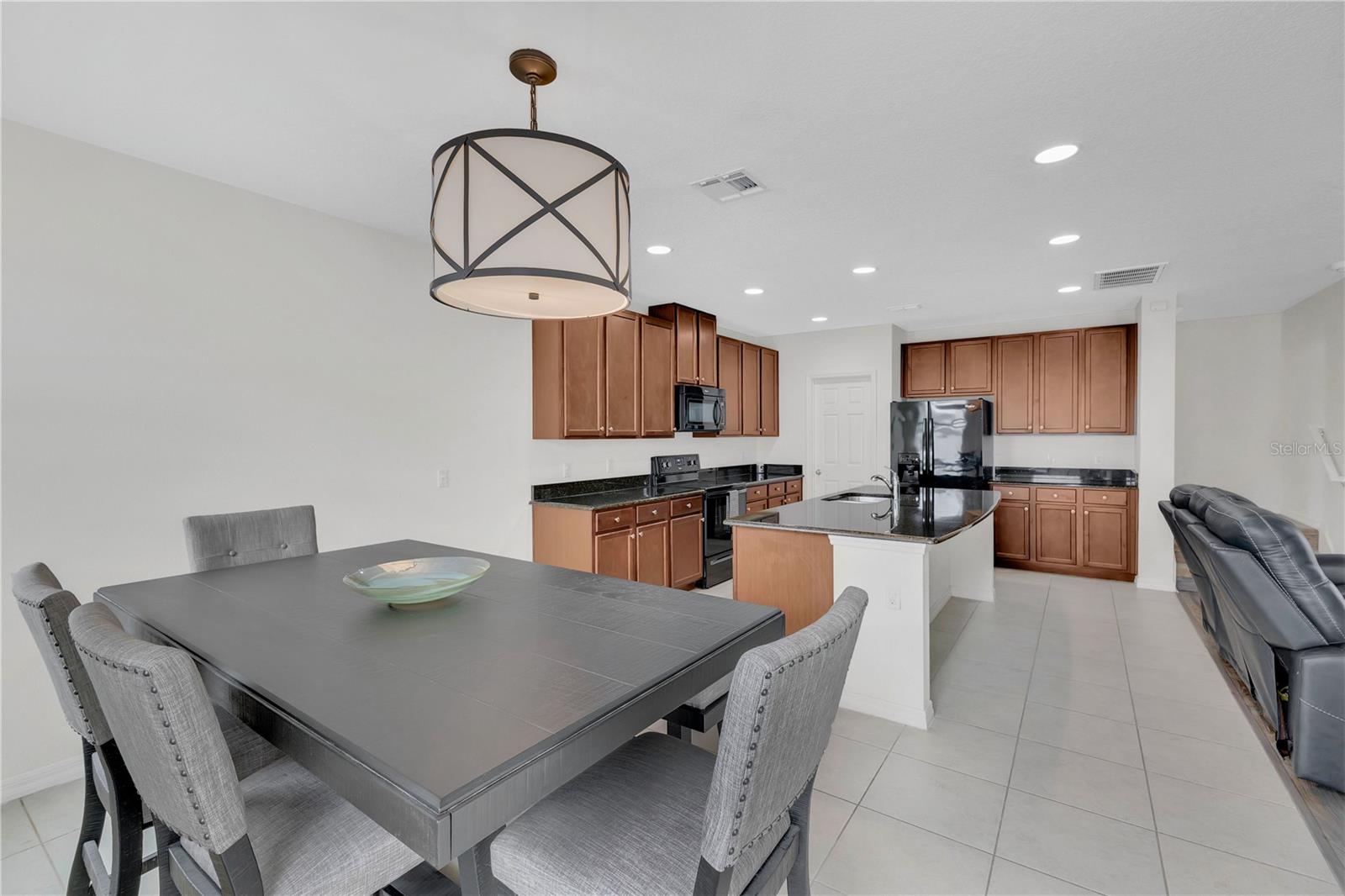 Image 7 of 38 For 2770 Monticello Way