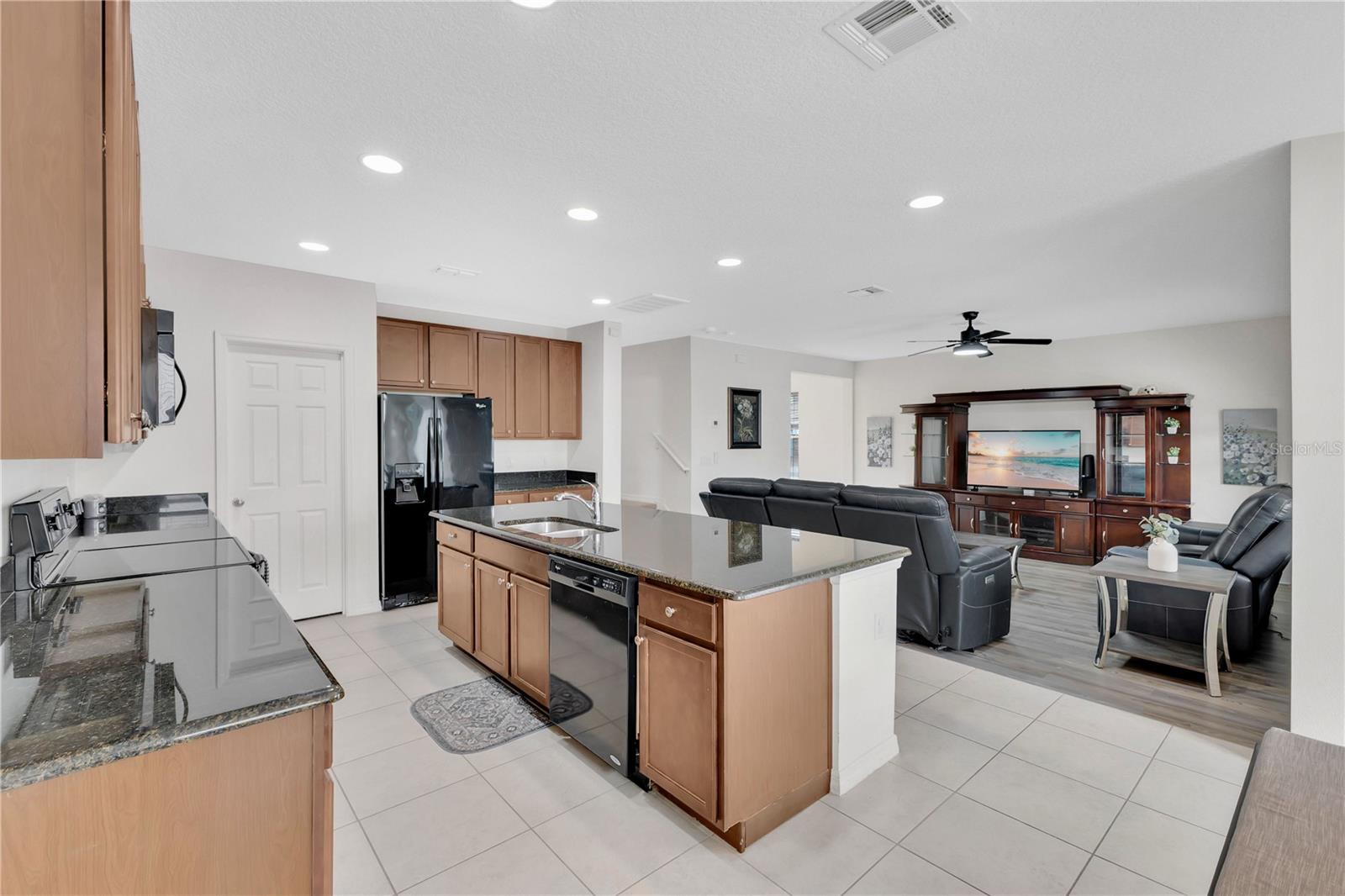 Image 8 of 38 For 2770 Monticello Way