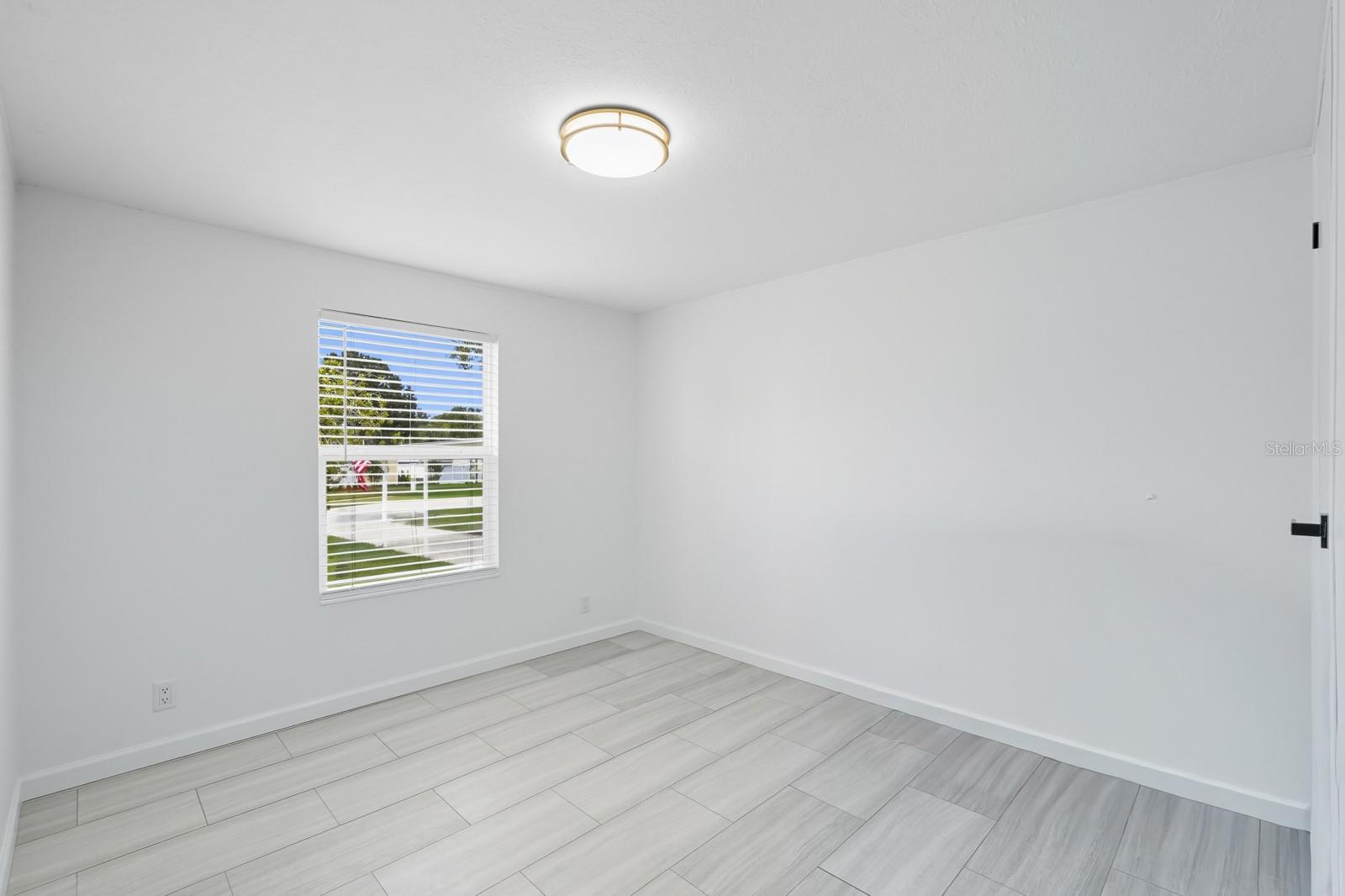 Image 20 of 47 For 1137 Yaupon Street