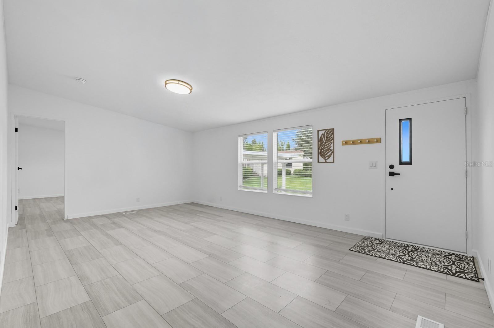 Image 9 of 47 For 1137 Yaupon Street