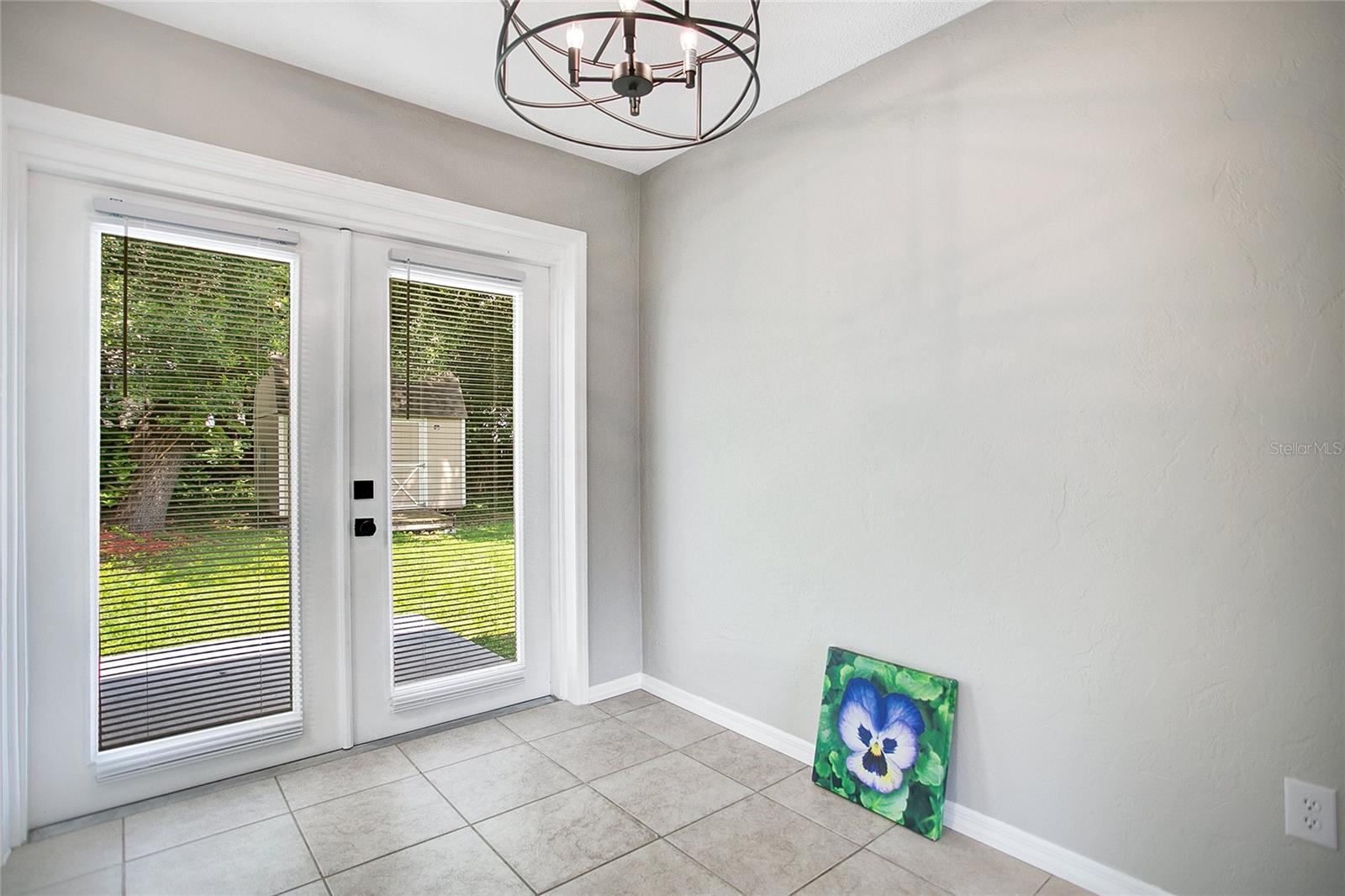 Image 10 of 20 For 1526 Boundary Street