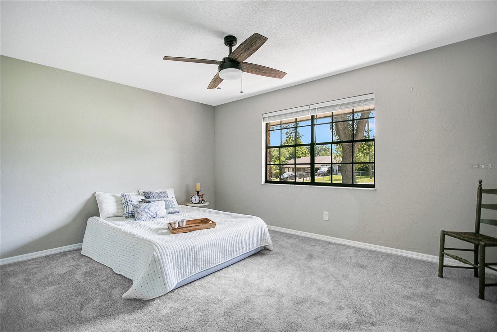 Image 11 of 20 For 1526 Boundary Street