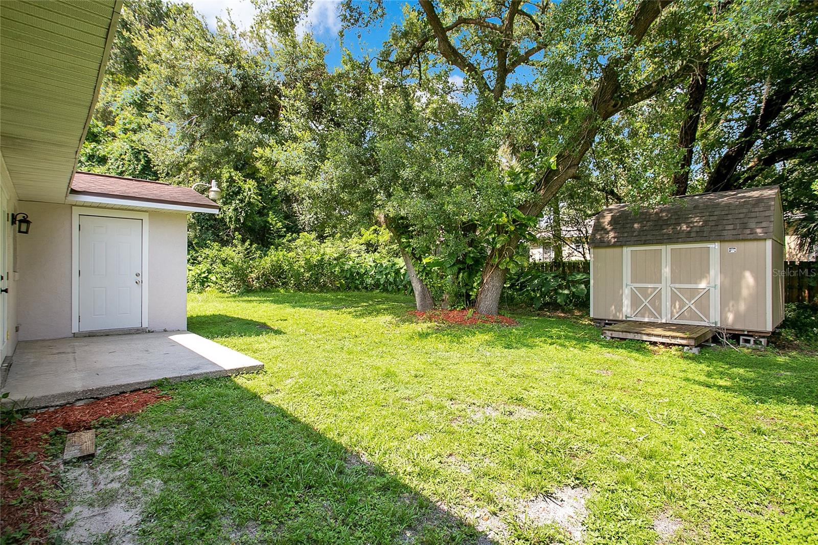 Image 19 of 20 For 1526 Boundary Street