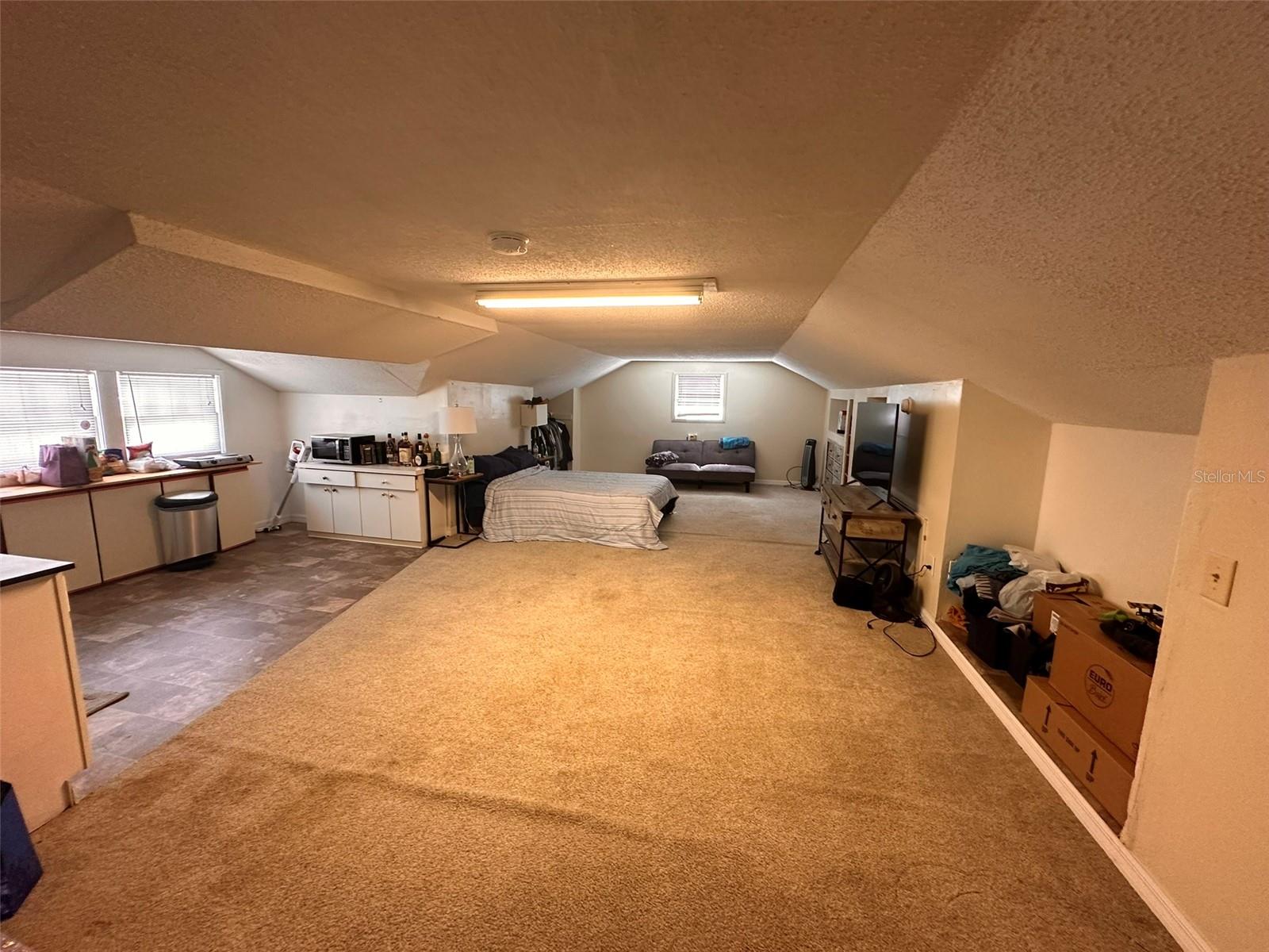 Image 4 of 12 For 233 Pennsylvania Avenue