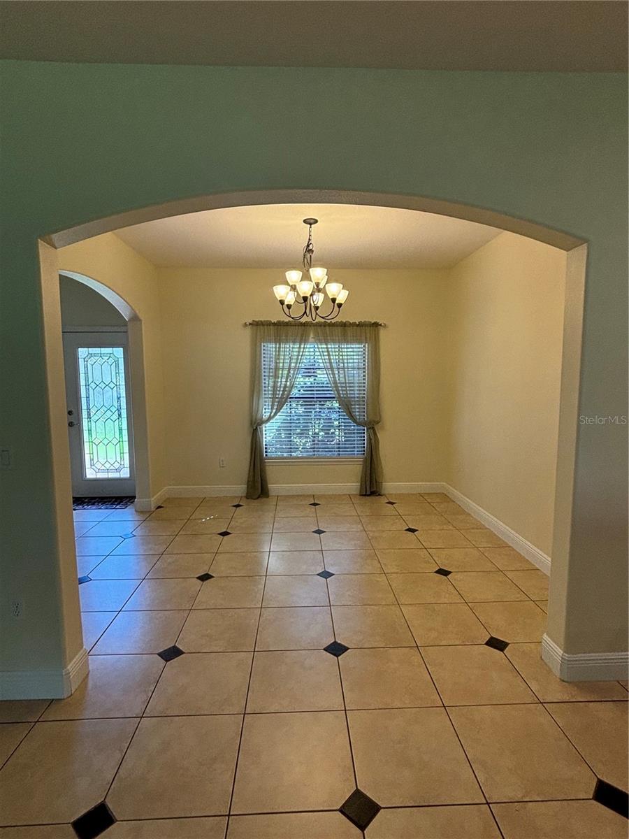 Image 27 of 63 For 174 Verde Way