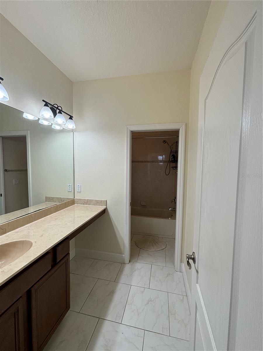 Image 44 of 63 For 174 Verde Way