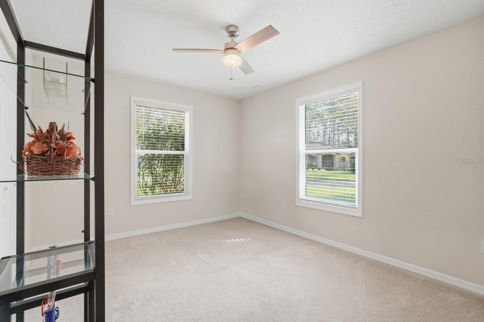 Image 32 of 52 For 2 Silver Lake Way