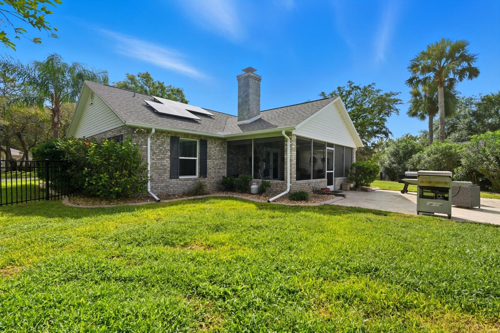 Image 45 of 52 For 2 Silver Lake Way