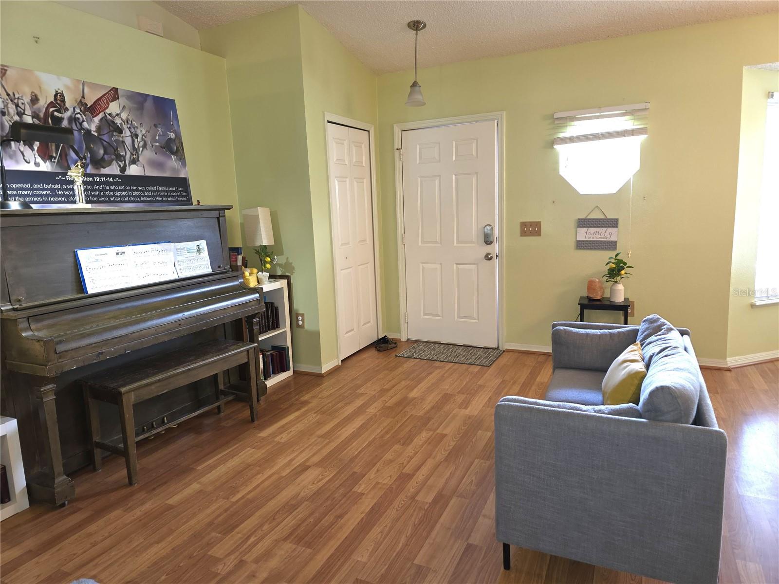 Image 12 of 44 For 1778 Baldock Court