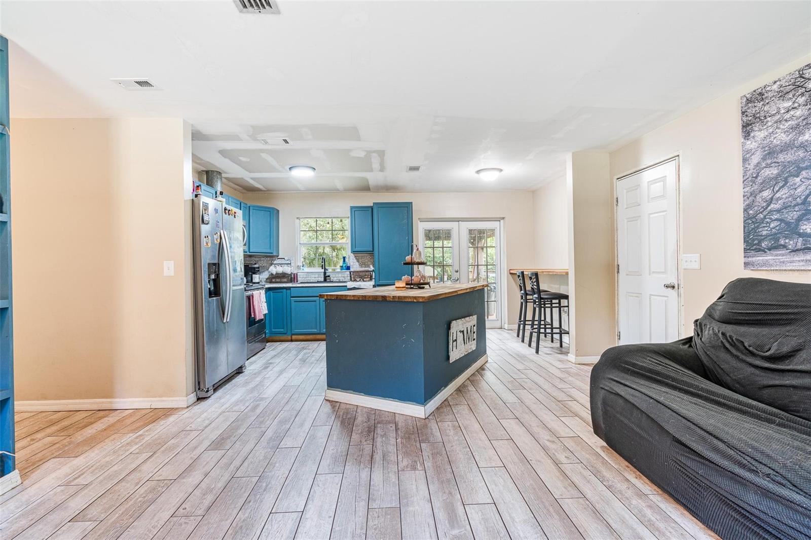 Image 14 of 38 For 2841 Belinda Drive