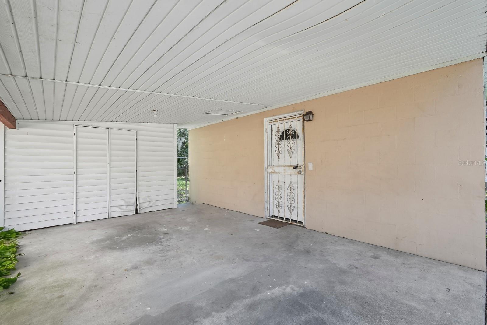 Image 4 of 30 For 437 Lockhart Street